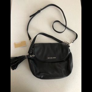 New Michael kors crossbody bag